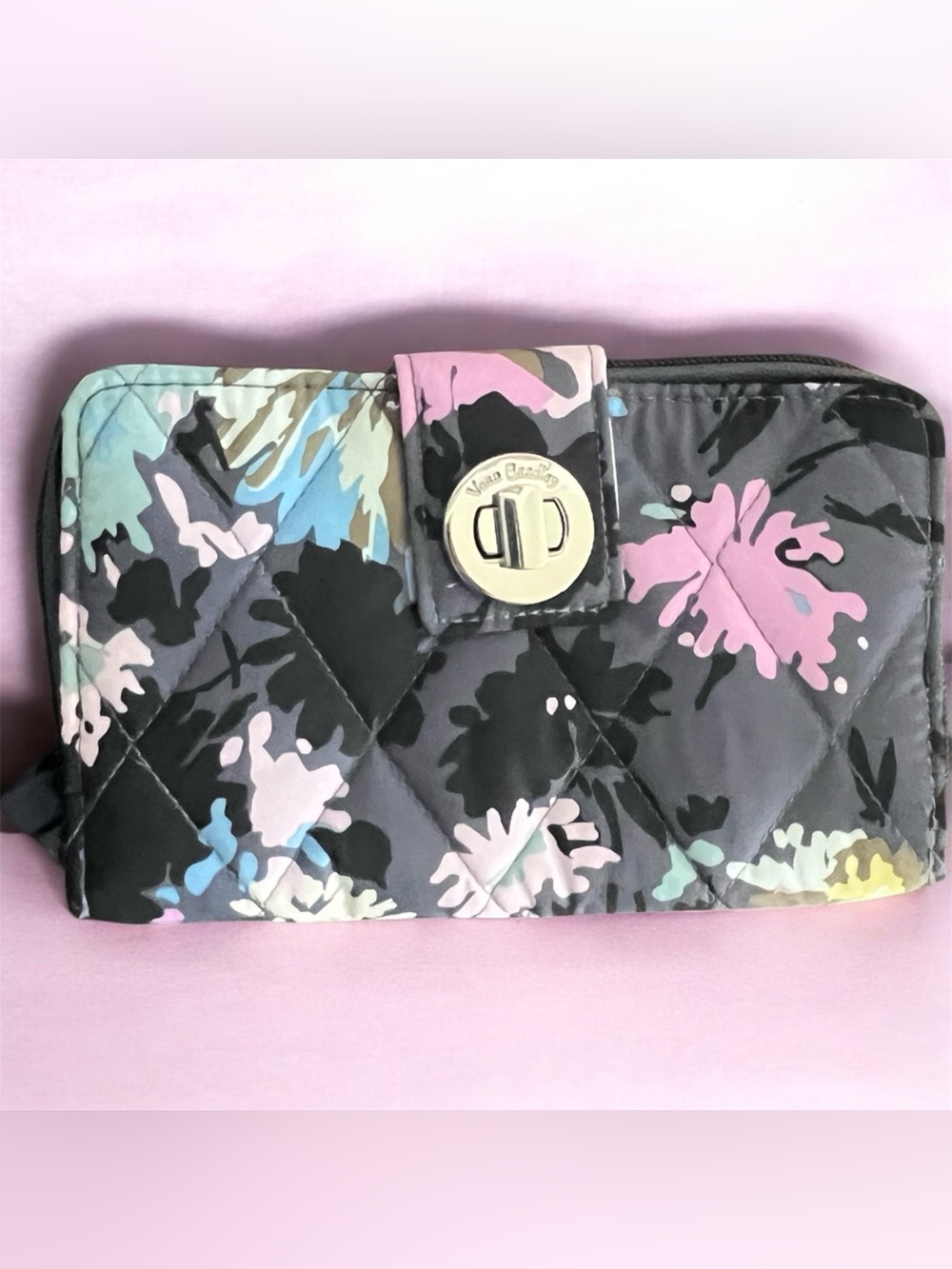 Vera Bradley Puffer Chrysanthemum Crush Turnlock RIFD Wallet - Floral - NWOT
